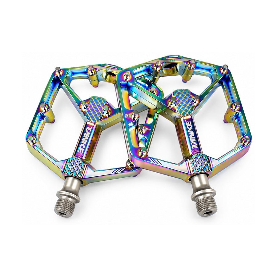 TANKE TP40 flat pedals in black and Oil Slick with CNC machined alloy body