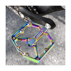 TANKE TP40 flat pedals in black and Oil Slick with CNC machined alloy body
