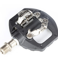 TANKE SPD-compatible bike cleats in aluminium and nylon with a black finish