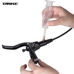 Pair of plastic hydraulic disc brake bleed syringes for bicycle brake servicing