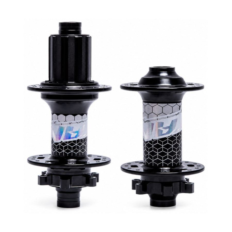 TANKE TH498 oil slick 148 mm BOOST hub with 32 holes and a thru-axle